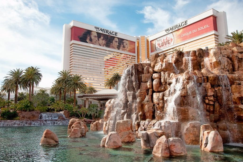 Welcome To Fabulous Las Vegas” Sign Bought By Tech Billionaire - Secret Las  Vegas